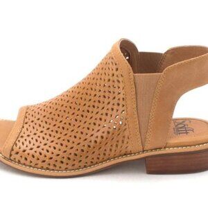 SOFFT NALDA OPEN TOE LEATHER SANDAL  SZ 7M